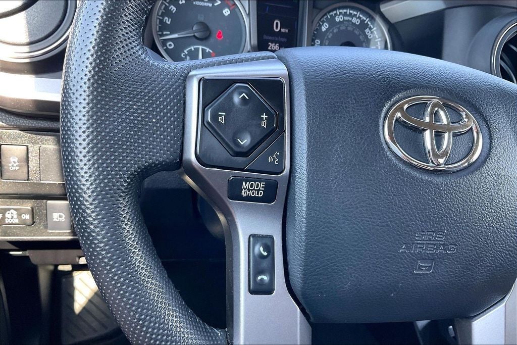 2022 Toyota Tacoma SR5 V6