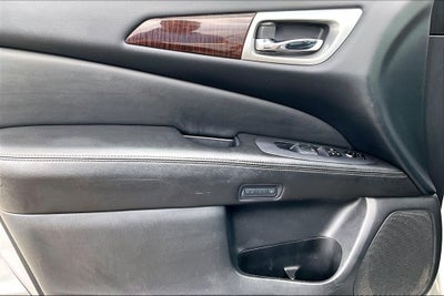 2015 Nissan Pathfinder Platinum