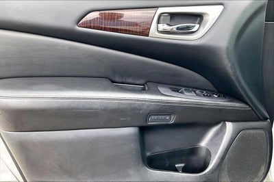 2015 Nissan Pathfinder Platinum