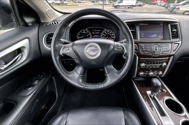 2015 Nissan Pathfinder Platinum