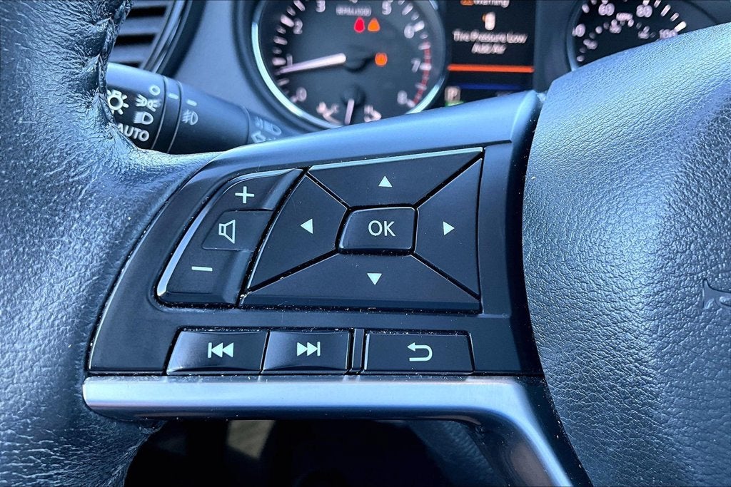 2020 Nissan Rogue SL
