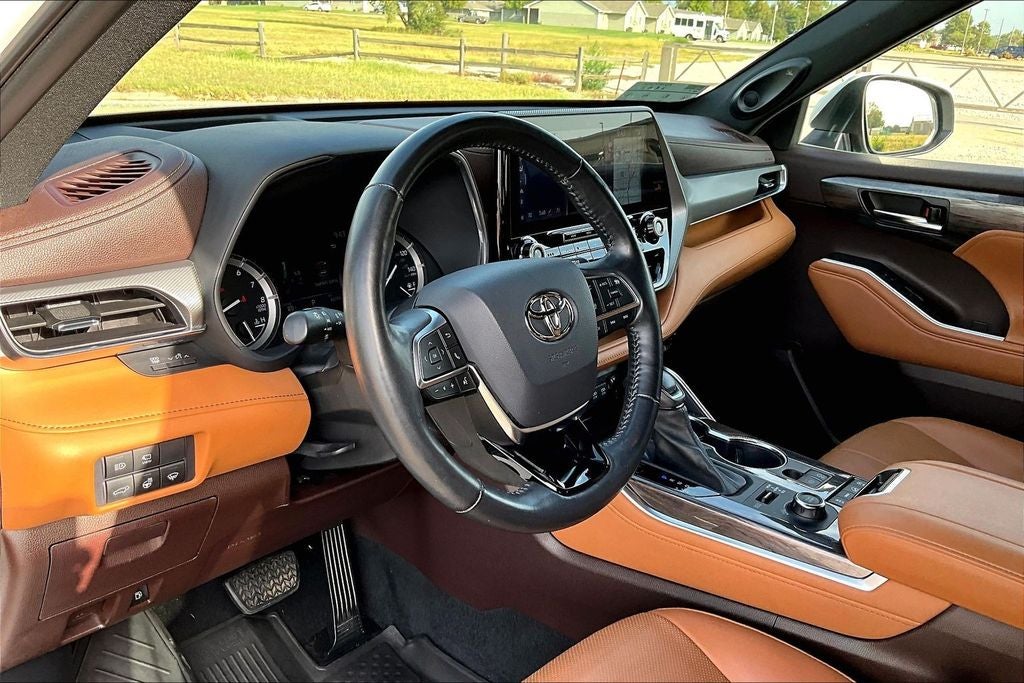 2021 Toyota Highlander Platinum