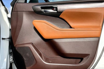 2021 Toyota Highlander Platinum