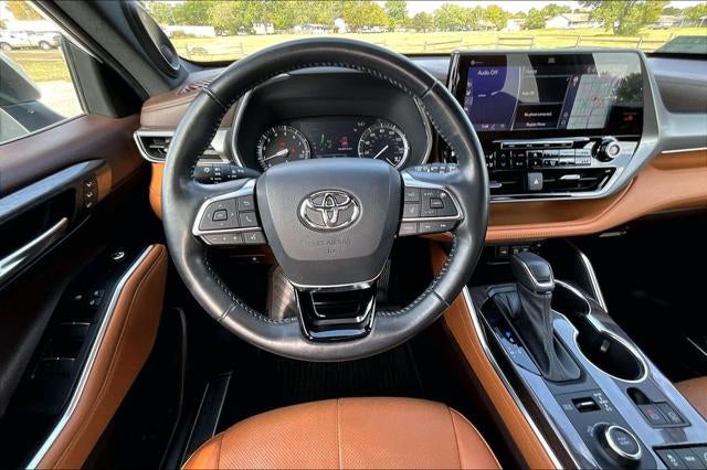 2021 Toyota Highlander Platinum