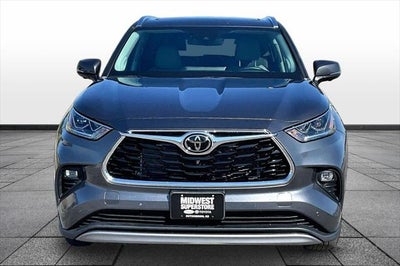 2023 Toyota Highlander Platinum
