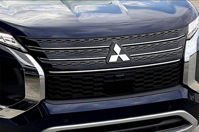 2024 Mitsubishi Outlander SE Black Edition