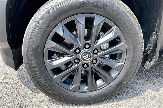2025 Toyota Land Cruiser Base