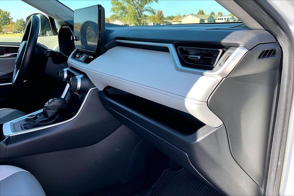 2023 Toyota RAV4 Hybrid XLE Premium