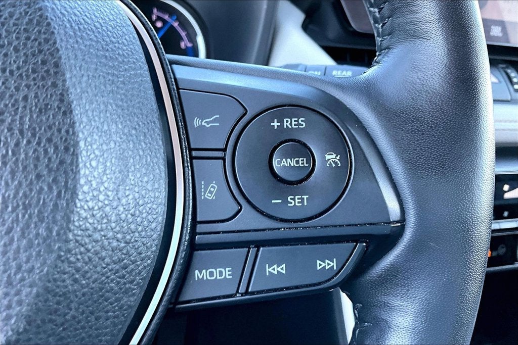 2023 Toyota RAV4 Hybrid XLE Premium