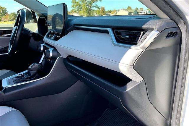 2023 Toyota RAV4 Hybrid XLE Premium