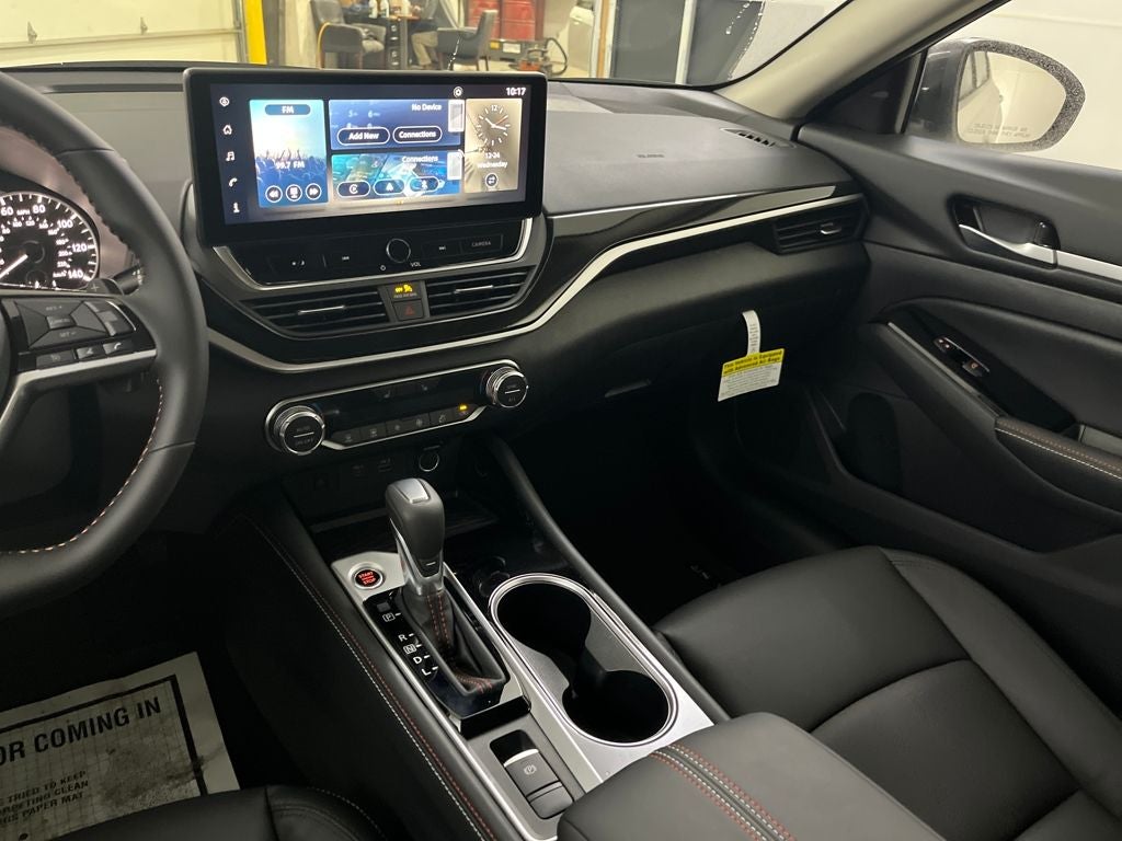 2025 Nissan Altima 2.5 SR