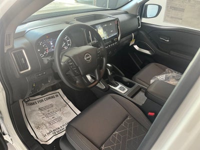 2025 Nissan Frontier SV