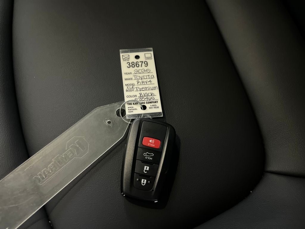 2025 Toyota RAV4 XLE Premium