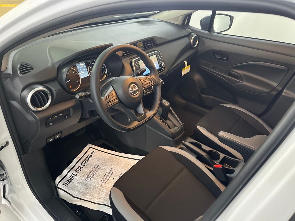 2025 Nissan Versa 1.6 S
