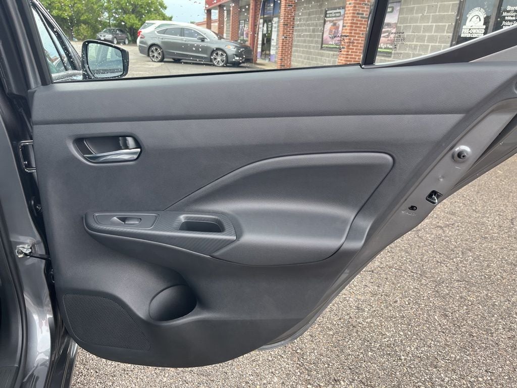 2025 Nissan Versa 1.6 SV