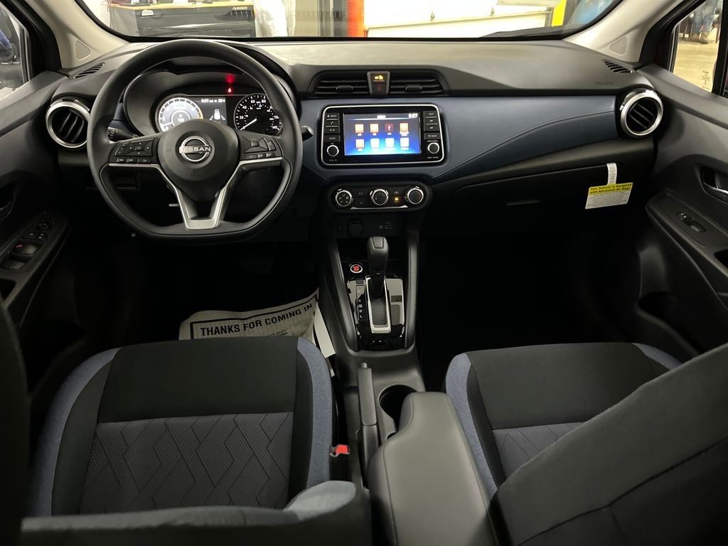 2025 Nissan Versa 1.6 SV