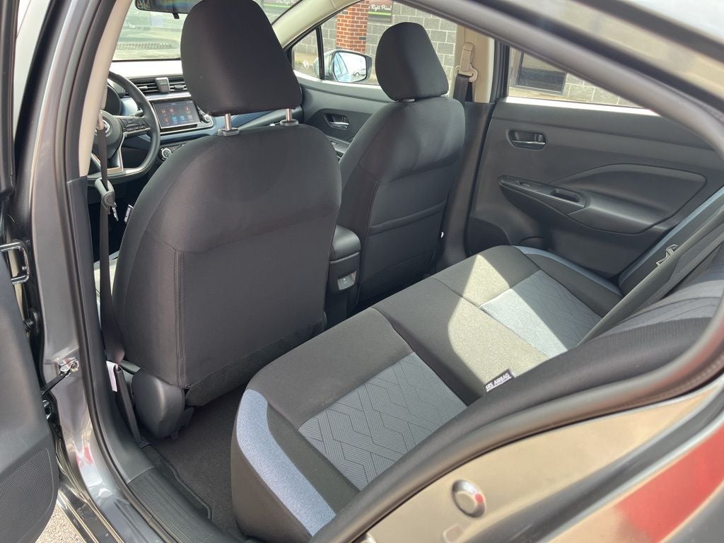 2025 Nissan Versa 1.6 SV