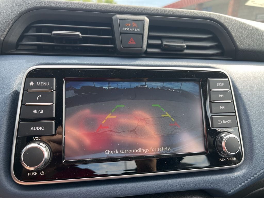 2025 Nissan Versa 1.6 SV