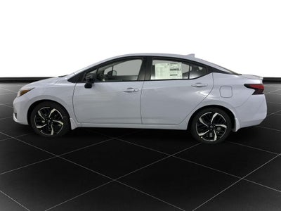 2025 Nissan Versa 1.6 SR