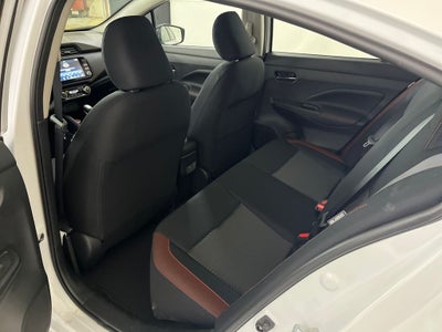 2025 Nissan Versa 1.6 SR