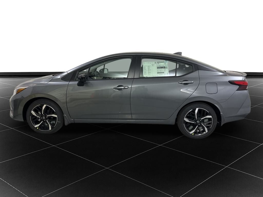 2025 Nissan Versa 1.6 SR