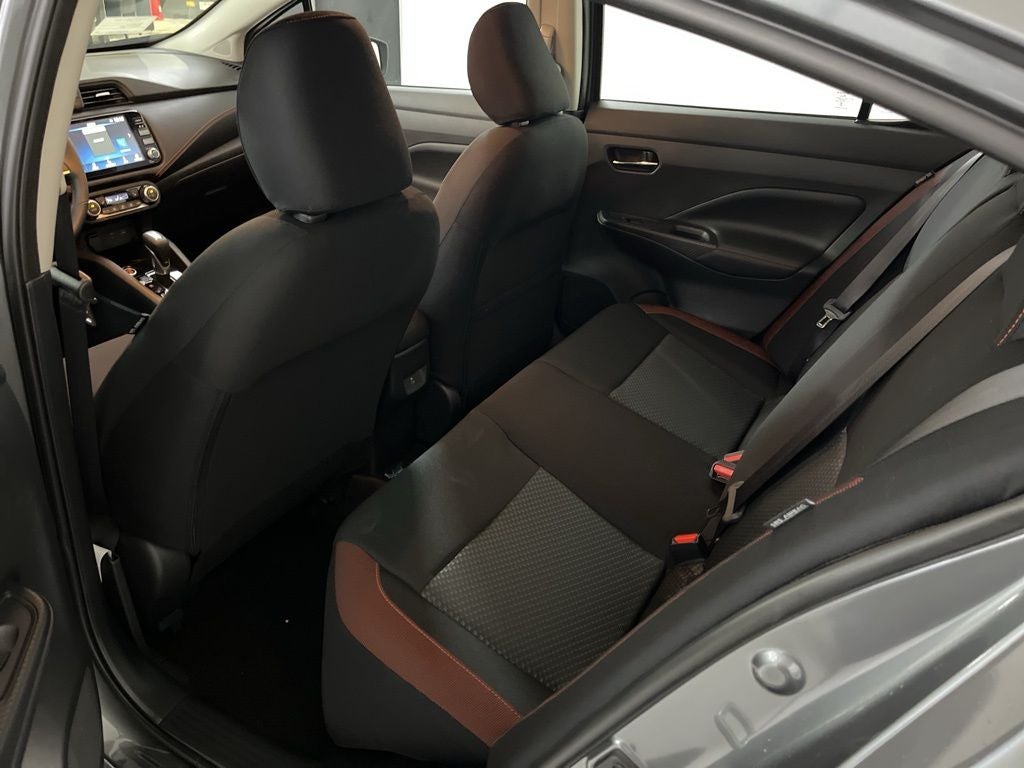 2025 Nissan Versa 1.6 SR