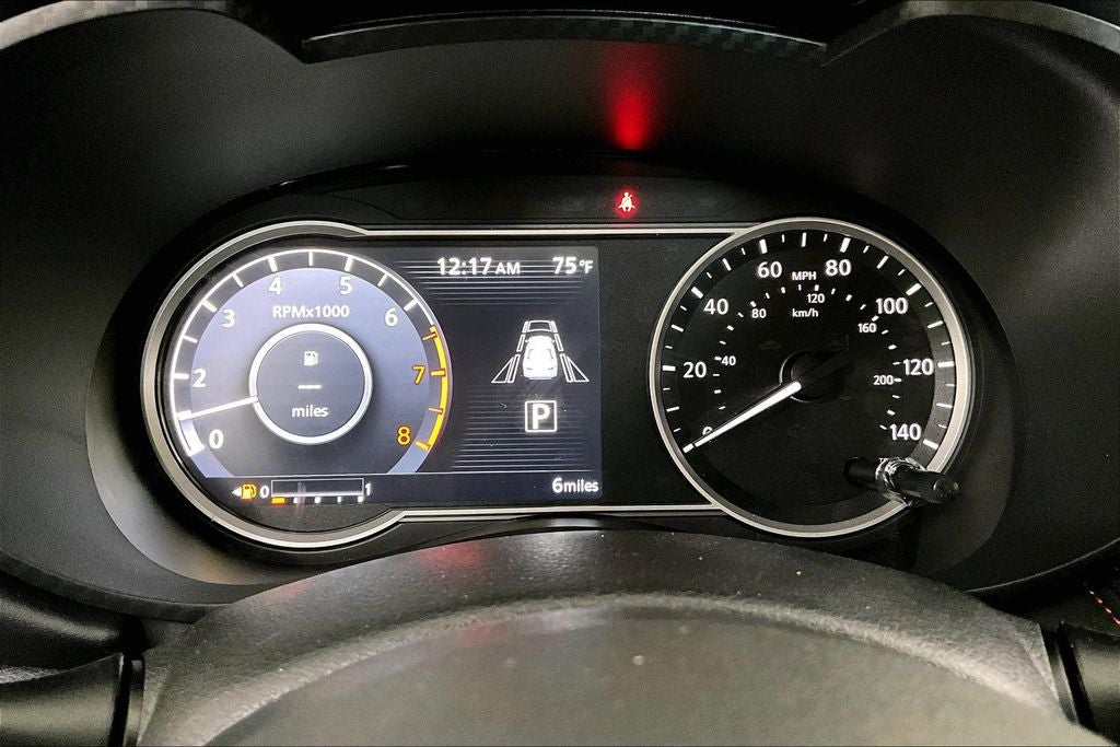 2025 Nissan Versa 1.6 SR