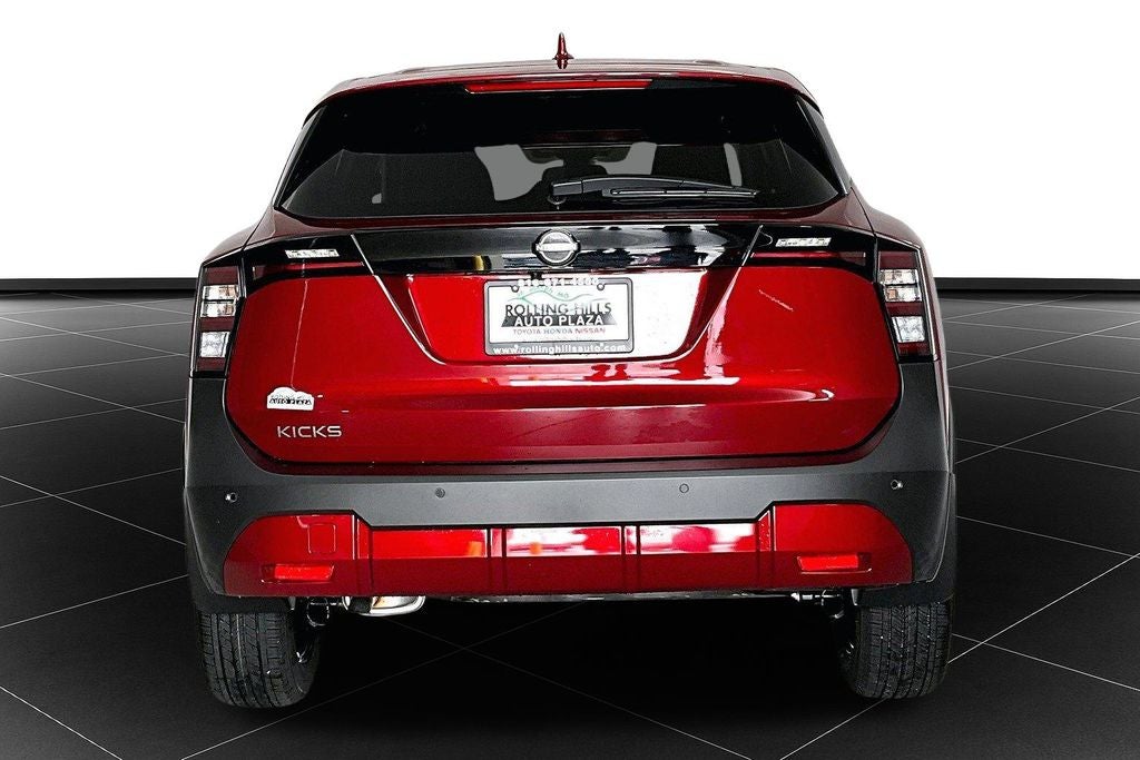 2025 Nissan Kicks SV