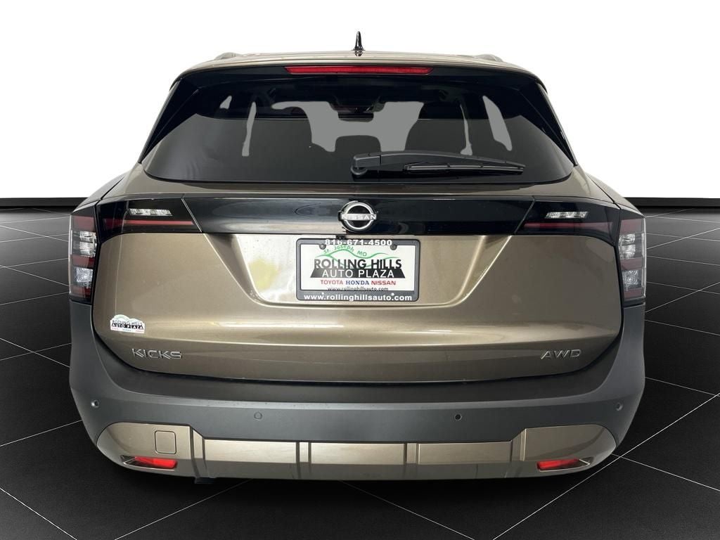 2026 Nissan Kicks SV