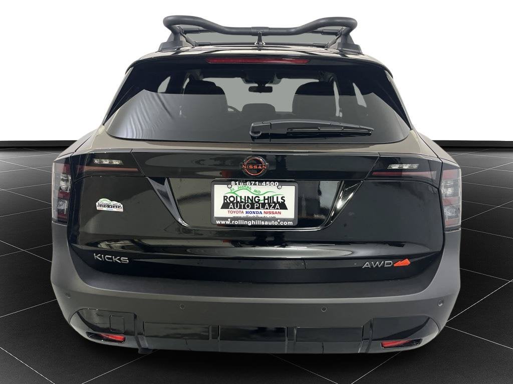 2027 Nissan Kicks SV