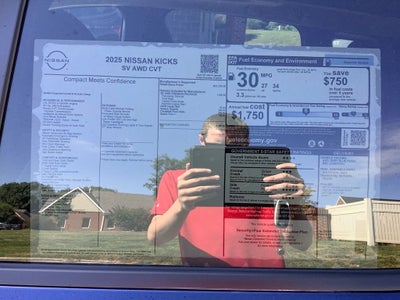 2025 Nissan Kicks SV