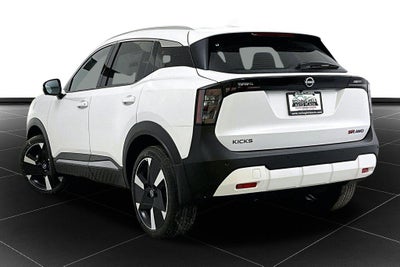 2025 Nissan Kicks SR