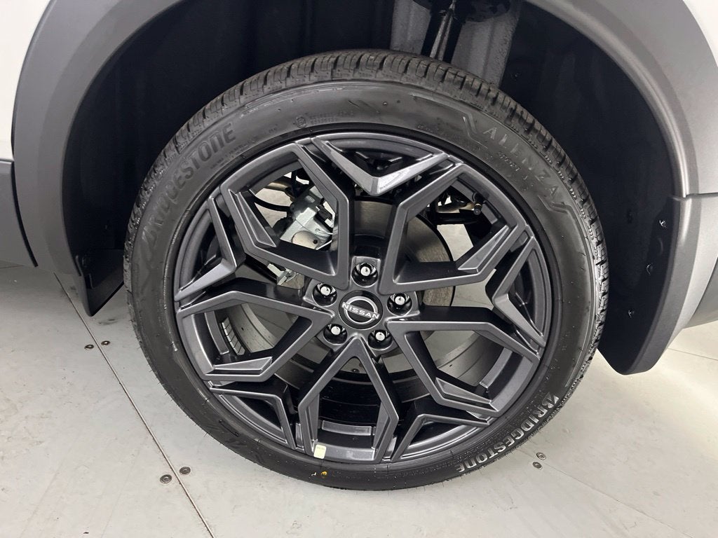2027 Nissan Kicks SR