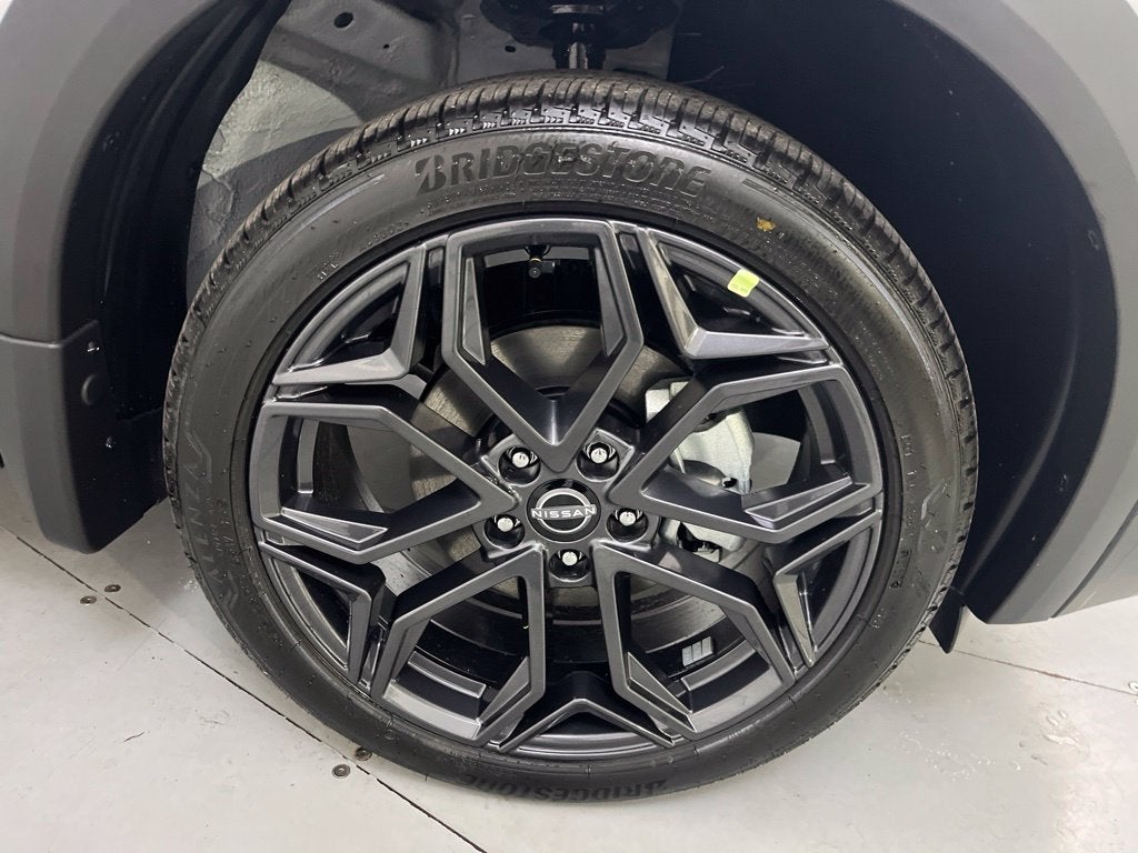 2027 Nissan Kicks SR