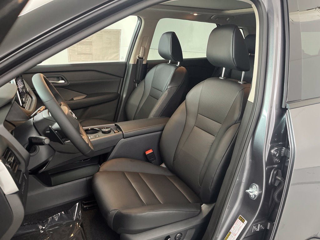 2027 Nissan Rogue Dark Armor