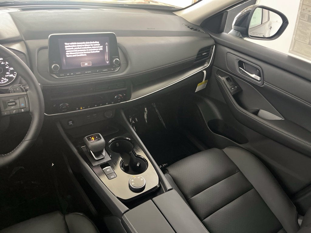 2027 Nissan Rogue Dark Armor