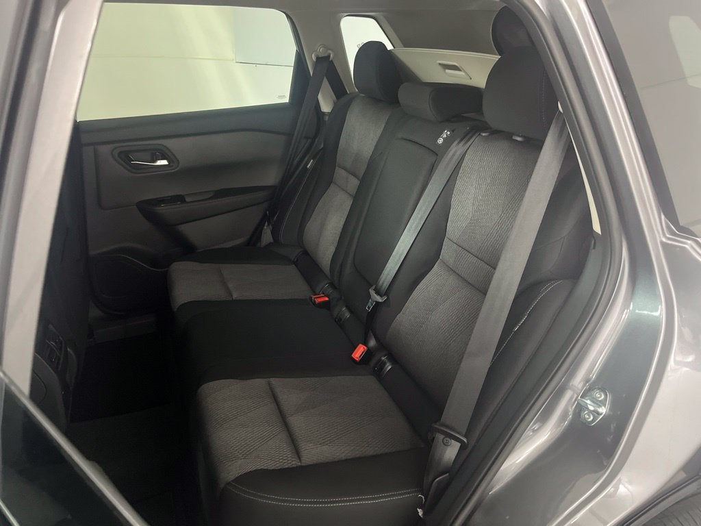 2027 Nissan Rogue SV
