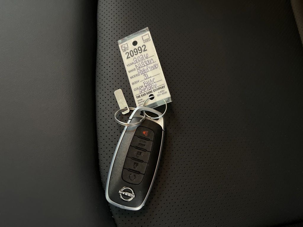 2026 Nissan Pathfinder SL