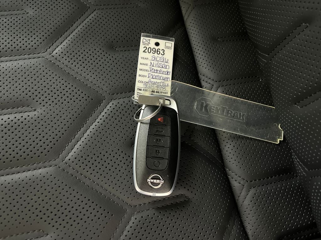 2026 Nissan Pathfinder Platinum