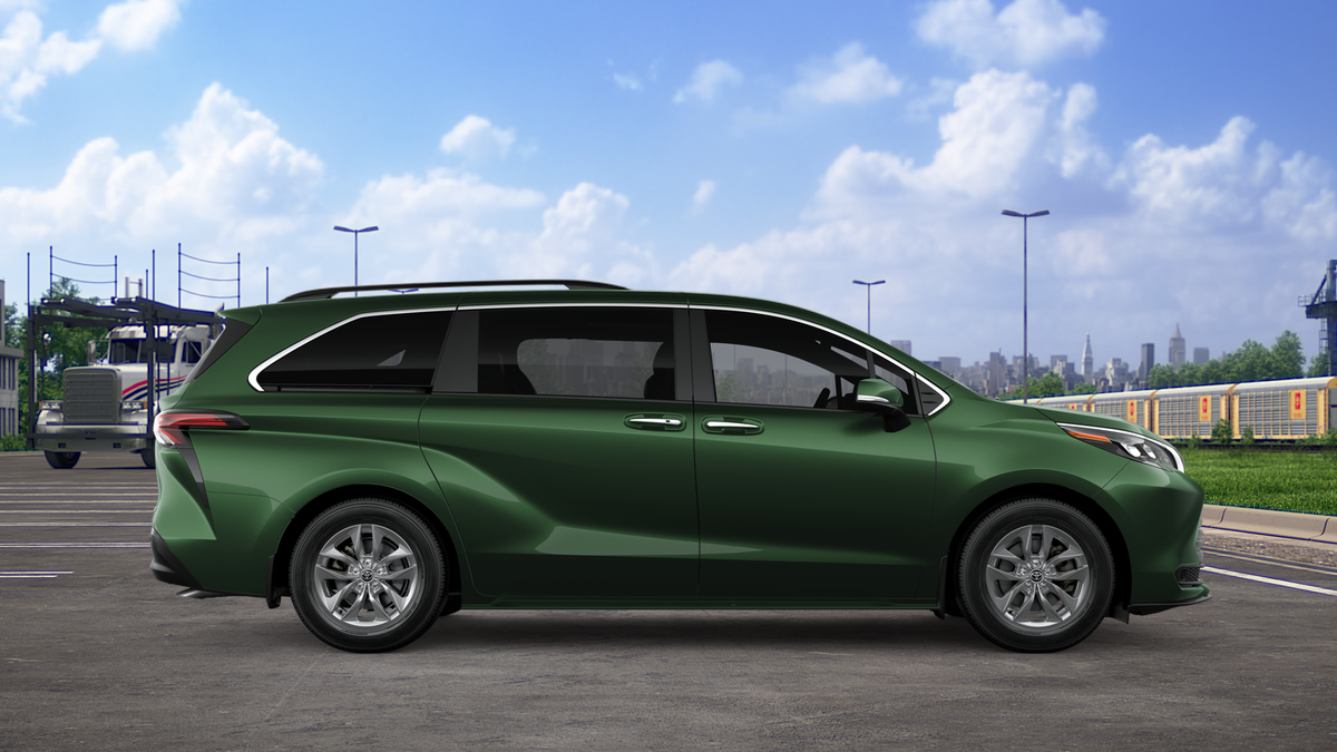 2026 Toyota Sienna XLE