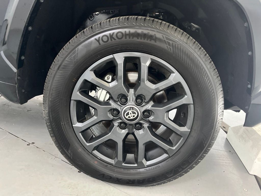 2026 Toyota Tundra i-FORCE MAX Platinum i-FORCE MAX