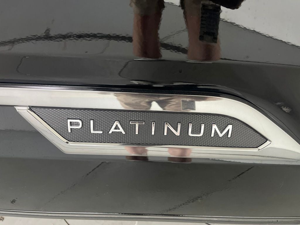 2026 Toyota Tundra i-FORCE MAX Platinum i-FORCE MAX