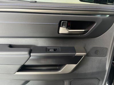2026 Toyota Tundra i-FORCE MAX Platinum i-FORCE MAX