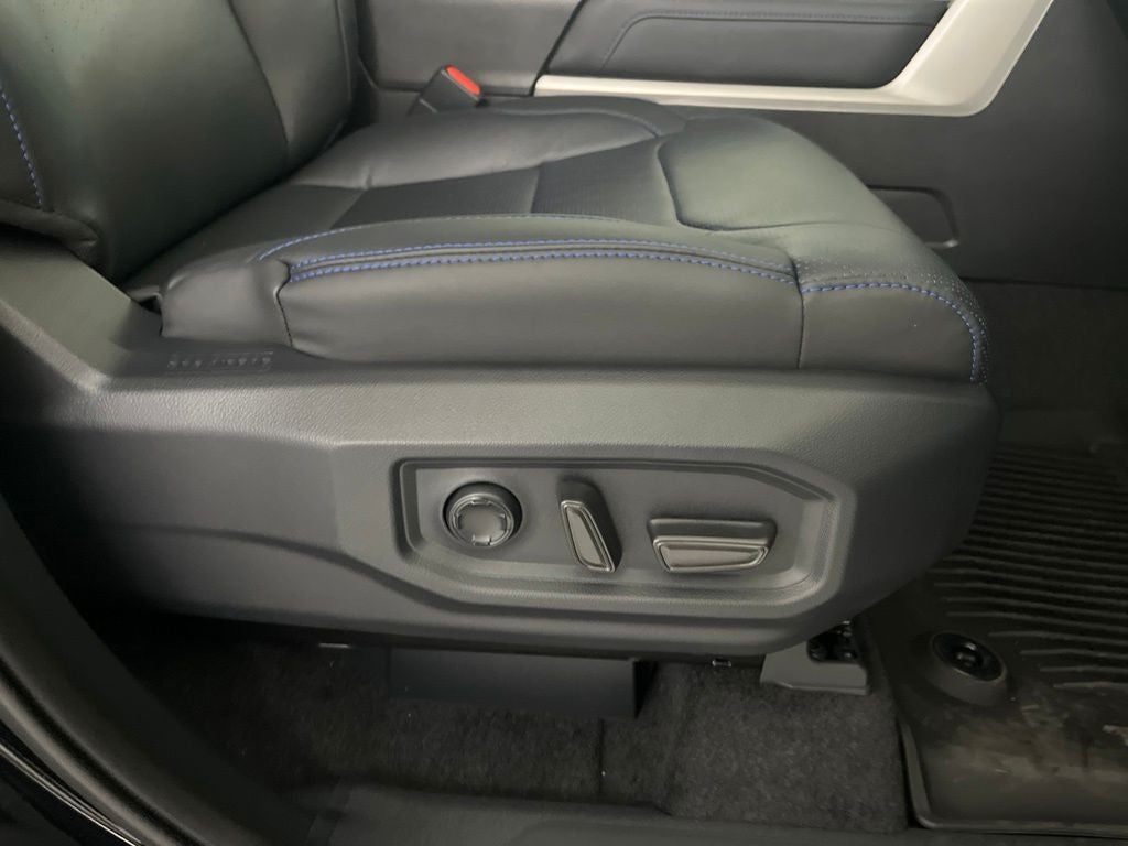 2026 Toyota Tundra i-FORCE MAX Platinum i-FORCE MAX
