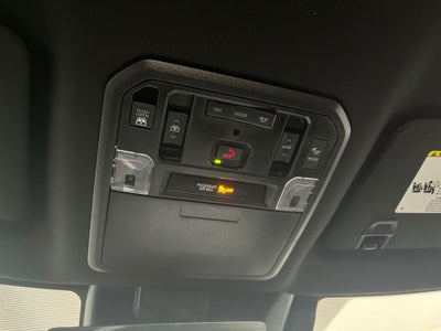 2026 Toyota Tundra i-FORCE MAX Platinum i-FORCE MAX