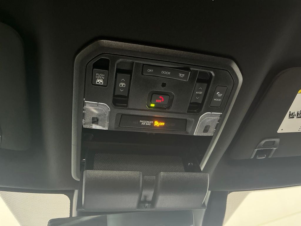 2026 Toyota Tundra i-FORCE MAX Platinum i-FORCE MAX