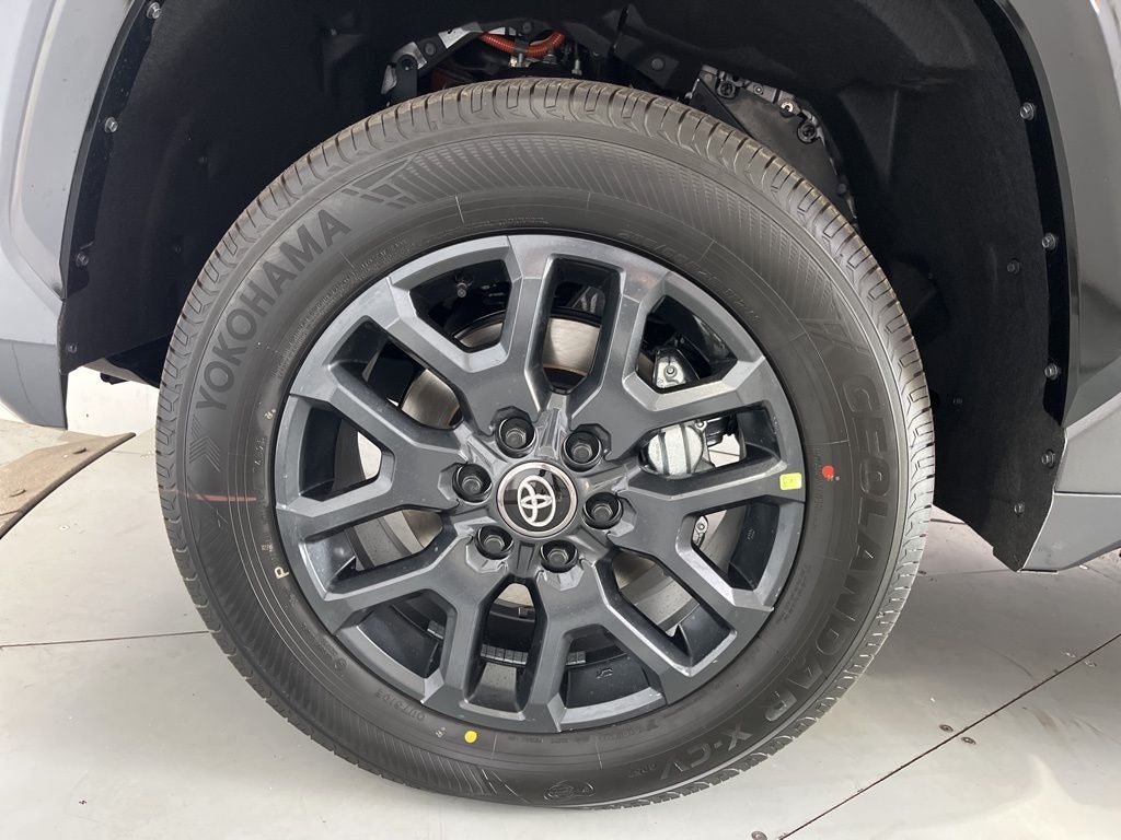 2026 Toyota Tundra i-FORCE MAX Platinum i-FORCE MAX