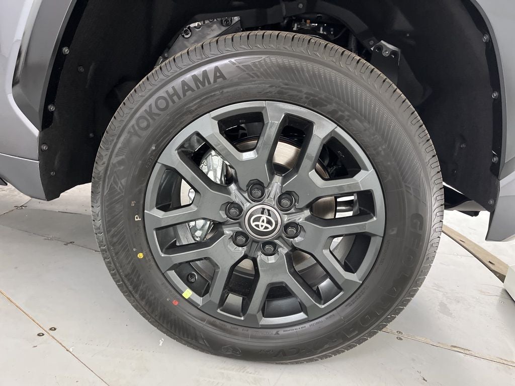 2026 Toyota Tundra i-FORCE MAX Platinum i-FORCE MAX