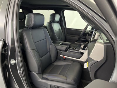 2026 Toyota Tundra i-FORCE MAX Platinum i-FORCE MAX