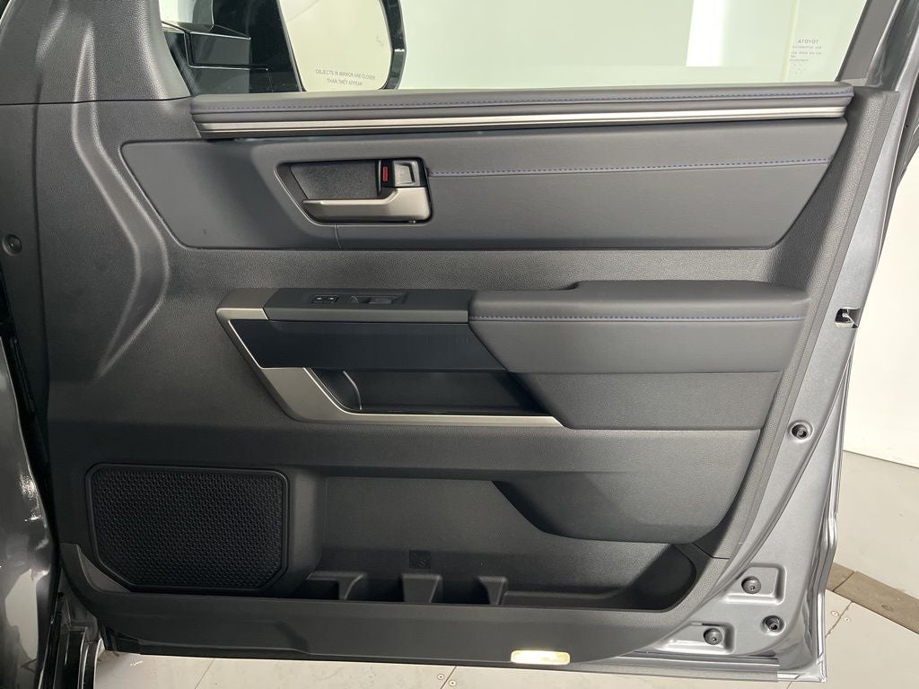 2026 Toyota Tundra i-FORCE MAX Platinum i-FORCE MAX
